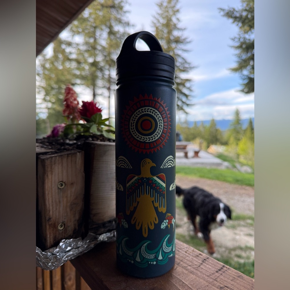United by Blue 22oz Insulated Water Bottle Stainless Steel